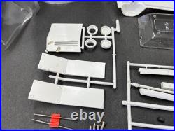 AMT 8744 1964 Chevy Chevelle Station Wagon Vintage Annual Model KIT 1/25 McM