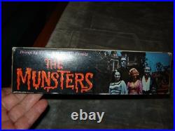 AMT 901-150 Original 1964 George Barris Munster Koach Box Opened Kit Mint in box