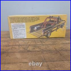AMT BOONIE BOSS T412 Ford Custom Pickup Truck Model Kit Hobby SEALED