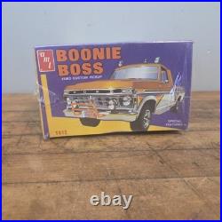 AMT BOONIE BOSS T412 Ford Custom Pickup Truck Model Kit Hobby SEALED