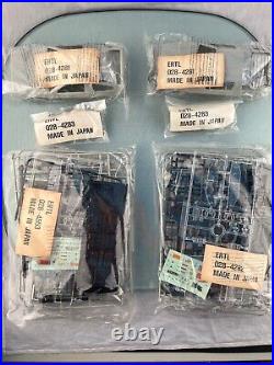 AMT Back to the Future Trilogy Set Model Kit, sealed bags NIOB