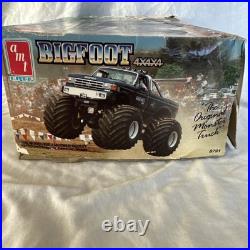AMT Bigfoot 4x4x4 No. 6712 1/25 Model Kit