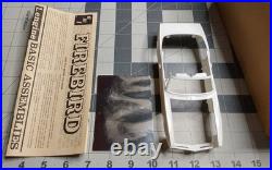 AMT Boxed 125 1968 Pontiac Firebird 400 Model Kit No 5768-200