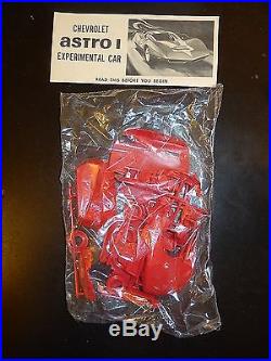 AMT Chevrolet's Experimental Astro I 1/25 Scale Model COMPLETE