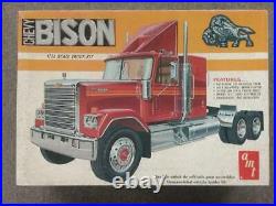AMT Chevy Bison Tractor Big Rig Truck Model 1/ 25 # 5002