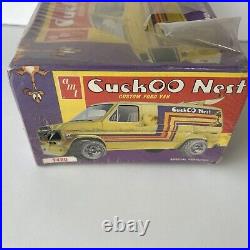 AMT Cuckoo Nest Custom Ford Econoline Van Model Kit T420 1/25 Scale FS 1977