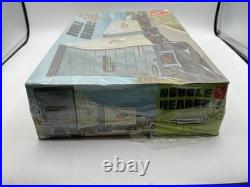 AMT Double Header Two Trailmobile Exterior Post Vans 1/25 Model Kit #T521 Sealed