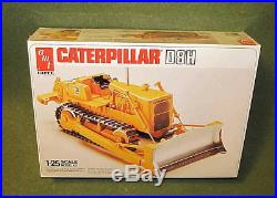 AMT/ERTL 1/25 #6670 Caterpillar D8H Bulldozer Model Kit-Factory Sealed