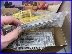 AMT ERTL 1/32 SHOCKWAVE JET POWERED TRUCK PETERBILT Sealed Inside Les Shockley