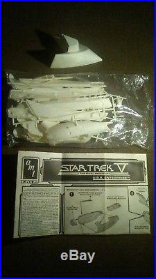 AMT ERTL 6876 Star Trek V The Final Frontier 22 USS Enterprise & Shuttlecraft