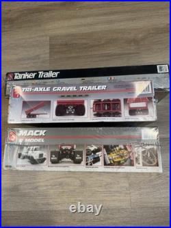 AMT ERTL Mack R Model 1/25 Scale Semi Truck Model Kit Set Of 3