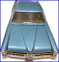 AMT ERTL PRESTIGE 1965 PONTIAC Bonneville? 2 DOOR HARD TOP 1/25 MODEL KIT Built