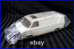 AMT ERTL The A-Team GMC Van #31537 1/25 Scale Model Kit NEW + CHEVY CHROME TREE