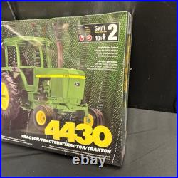 AMT/Ertl 1/25 John Deere 4430 Tractor Model Kit 15006 SEALED NEW