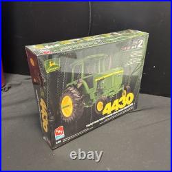AMT/Ertl 1/25 John Deere 4430 Tractor Model Kit 15006 SEALED NEW