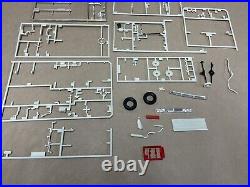 AMT Ertl 50 60 70 Chevrolet Chevy Fleetside Stepside Model Truck Kit Parts Lot