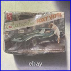 AMT Farrah's Foxy Vette Model Kit 125 Scale Plastic, Part 3101 Never Opened