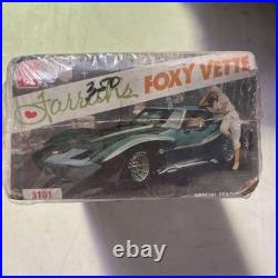 AMT Farrah's Foxy Vette Model Kit 125 Scale Plastic, Part 3101 Never Opened