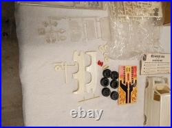 AMT Ford Custom Six-Wheel Van with Trail Bike 125 Unassembled Plastic Model Kit
