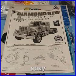 AMT Gakken Diamond Reo Tractor 125 Scale Model Kit Unassembled