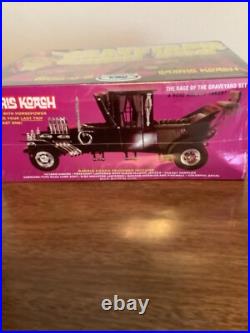 AMT Graveyard Ghoul Duo DRAG-U-LA and BARRIS KOACH / MUNSTERS Exclusive SEALED