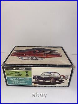 AMT HAULIN' VICKY 1956 Ford Hardtop 1/25 Scale Model Customizing Kit