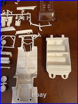 AMT K362 1962 Meteor 2 Dr Sedan Customizing Model Kit MIB