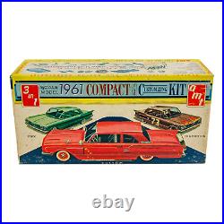 AMT K-1031 Falcon Ranchero 1961 Compact Customizing 125 Scale Model Car Kit