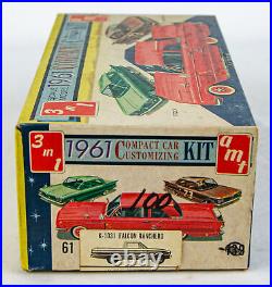 AMT K-1031 Falcon Ranchero 1961 Compact Customizing 125 Scale Model Car Kit