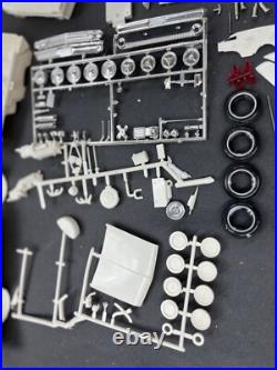 AMT K-121 1961 Ford Starliner Galaxie Hardtop annual vintage 1/25 McM NO GLASS