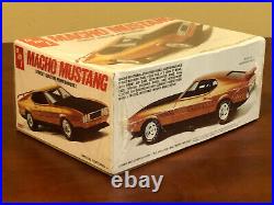 AMT Macho Mustang 1973 Ford Mustang Mach I Model Kit 2901 Scale 1/25 Vintage FS