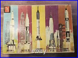 AMT Man In Space Saturn V Apollo 5 NASA Rocket 1200 Scale Plastic Model Kit