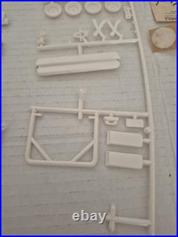 AMT Meteor Hardtop Convertible 1963 Custom 125 Model Car Kit 05-363-149 PARTS