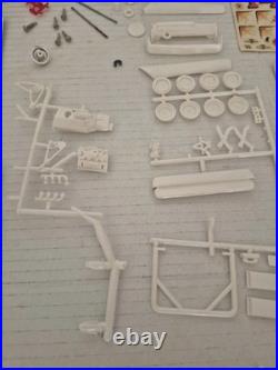 AMT Meteor Hardtop Convertible 1963 Custom 125 Model Car Kit 05-363-149 PARTS