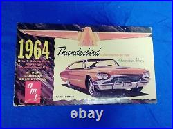 AMT Model Kit 1964 Thunderbird 3n1 #6214 125 Scale