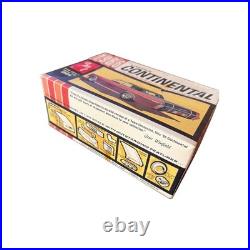 AMT Model Kit 1966 Lincoln Continental 1/25 Scale Gene Winfield Customizing