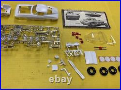 AMT Model Kit 63 Hardtop Corvette String Ray Fastback