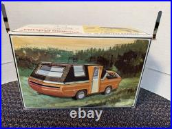 AMT Model Kit Dodge Deora Custom Cabana #T298200 125 Scale
