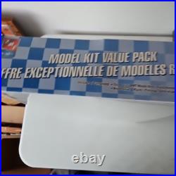 AMT Model Kit Value Pack 62 Thunderbird, 60 Starliner, 57 Corvette