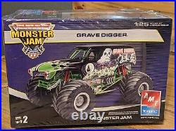 AMT Monster Jam Grace Digger Model Kit Sealed