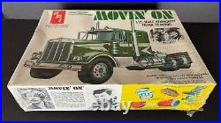 AMT Movin On Kenworth Semi Truck Tractor 125 Model Kit T560 1974 FACTORY SEALED