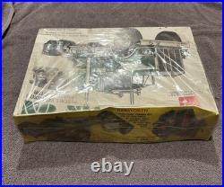 AMT Movin' On Kenworth Truck Tractor Vintage Model Kit 125 Scale T560