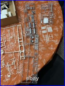 AMT Movin On Kenworth Truck Tractor Vintage Model Kit 125 Scale T560