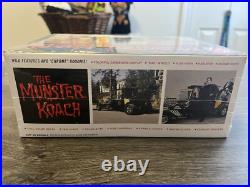 AMT Munster Koach, Model Kit, 1/25. (Munsters) F/S Mint. Issued In 2011