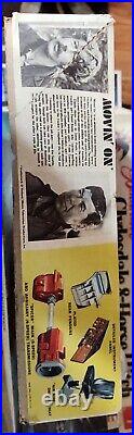 AMT NBC Movin' On Kenworth Truck Tractor Model Kit 1/25 Scale Open box