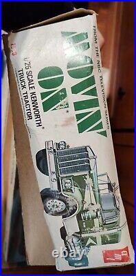 AMT NBC Movin' On Kenworth Truck Tractor Model Kit 1/25 Scale Open box