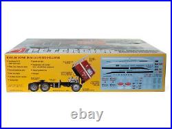 AMT Peterbilt 352 Pacemaker COE 125 Scale Model Kit