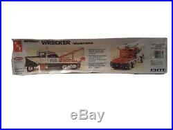 AMT Peterbilt Wrecker Tow Truck 1/25 6667 (Vintage) (FACTORY SEALED) FREE SHIP