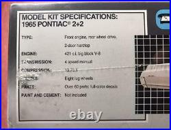 AMT Pontiac 1965 2+2 1/25 Model Kit #22073