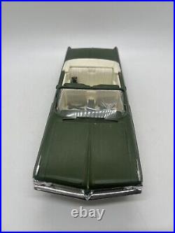 AMT Pontiac Bonneville Convertible'62 Customizing 125 Scale Model Car Kit K612